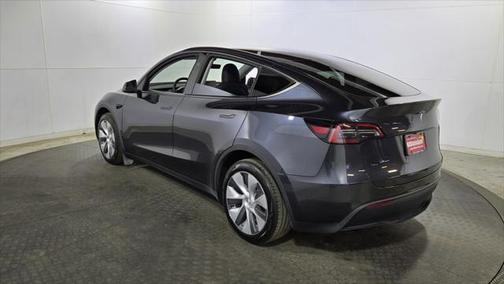 2024 Tesla Model Y Long Range Dual Motor All-Wheel Drive