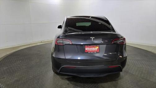 2024 Tesla Model Y Long Range Dual Motor All-Wheel Drive