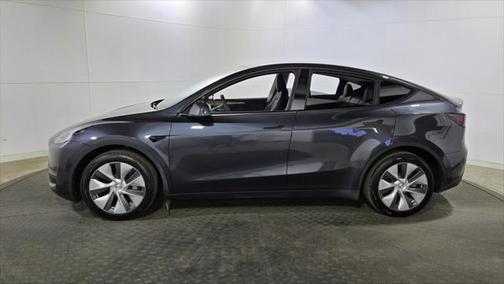 2024 Tesla Model Y Long Range Dual Motor All-Wheel Drive