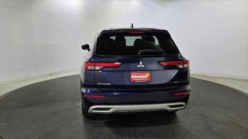 2024 Mitsubishi Outlander SE Black Edition w/Pano Roof S-AWC