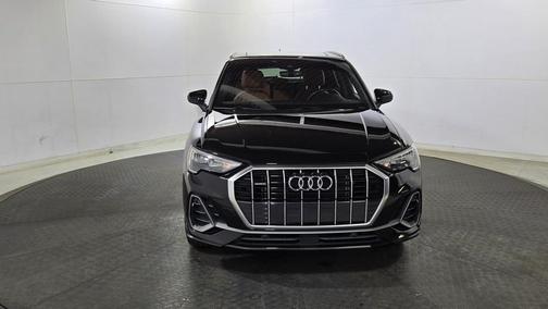 2022 Audi Q3 45 S line Premium