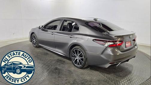 Predawn Gray Mica 2021 Toyota Camry SE