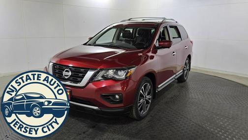 2017 Nissan Pathfinder Platinum