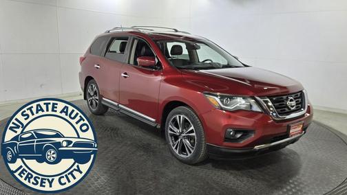 2017 Nissan Pathfinder Platinum