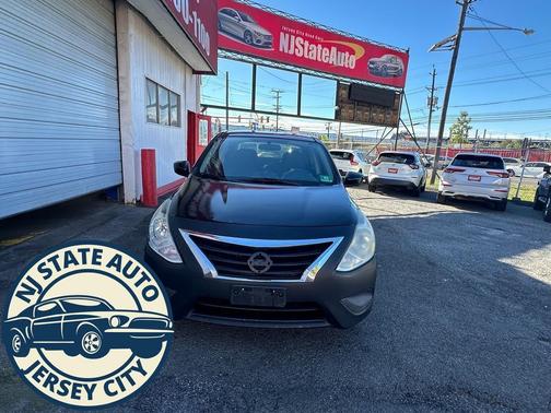 2016 Nissan Versa 1.6 S+