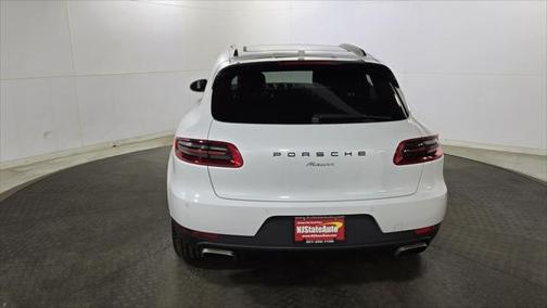 2018 Porsche Macan Base
