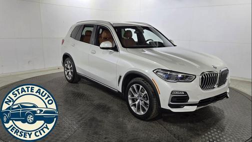 Mineral White Metallic 2019 BMW X5 xDrive40i