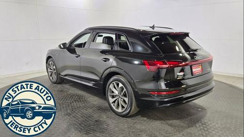 Black Metallic 2021 Audi e-tron Premium Plus