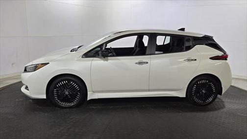 2023 Nissan Leaf SV PLUS 60 kWh