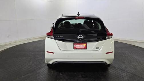 2023 Nissan Leaf SV PLUS 60 kWh