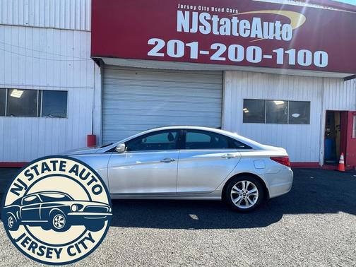 2013 Hyundai SONATA Limited