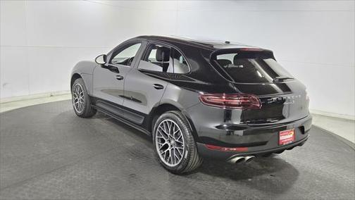 2018 Porsche Macan Base