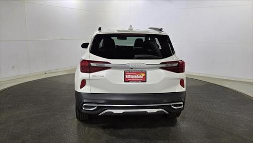 2022 Kia Seltos EX