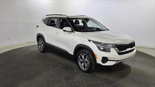 2022 Kia Seltos EX
