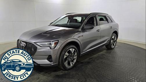 2021 Audi e-tron Premium