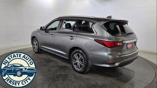 2017 INFINITI QX60 Base