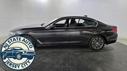 2018 BMW 530 530i