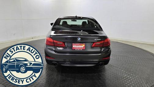 2018 BMW 530 530i