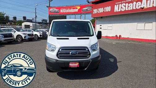 Oxford White 2017 Ford Transit-350 XLT