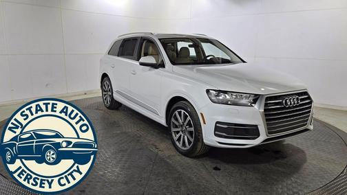 2019 Audi Q7 45 Premium Plus