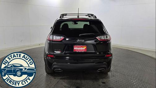 Diamond Black Crystal Pearlcoat 2019 Jeep Cherokee Limited