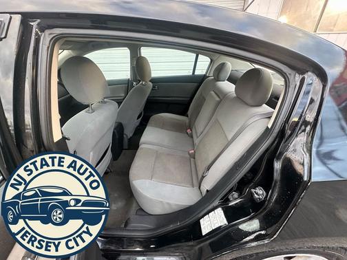 2010 Nissan Sentra 2.0 SR