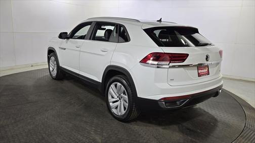 2021 Volkswagen Atlas Cross Sport 2.0T SE w/Technology 4MOTION