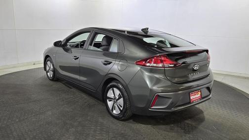2020 Hyundai IONIQ Hybrid Blue