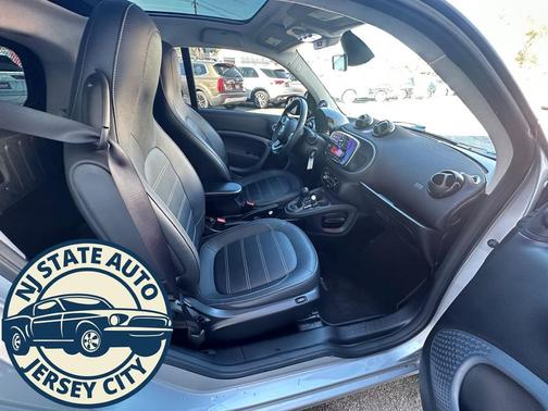 2017 smart ForTwo pure