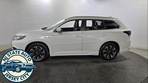 2018 Mitsubishi Outlander PHEV SEL