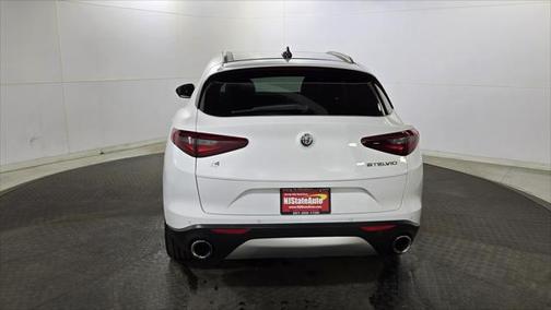 2018 Alfa Romeo Stelvio Ti