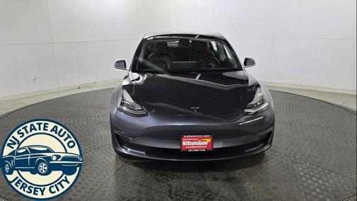 Gray 2019 Tesla Model 3 Long Range
