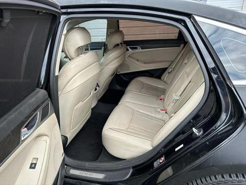 2015 Hyundai Genesis 3.8