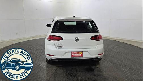 2019 Volkswagen e-Golf SE