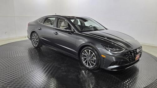 2022 Hyundai SONATA Limited
