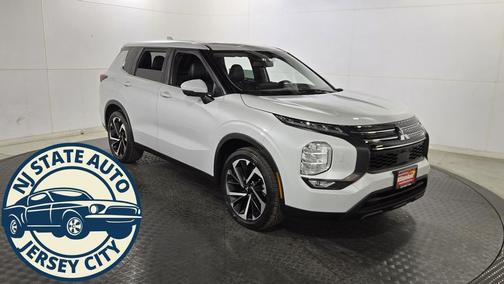 2022 Mitsubishi Outlander SE Launch Edition S-AWC