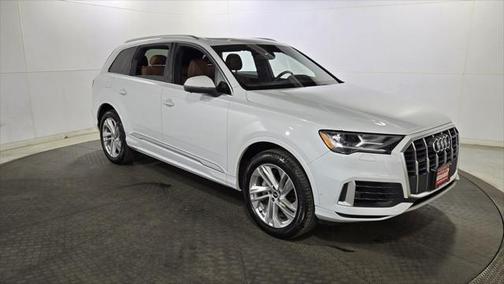 2021 Audi Q7 55 Premium Plus