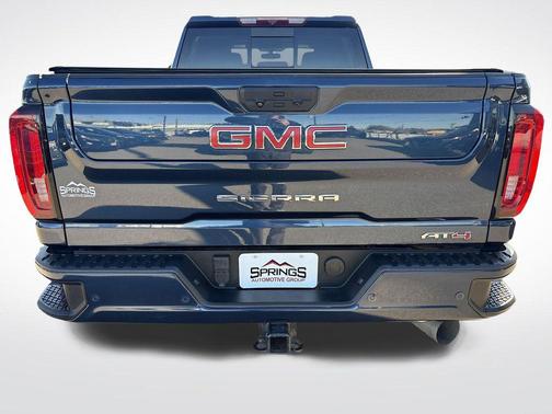 2023 GMC Sierra 3500 AT4