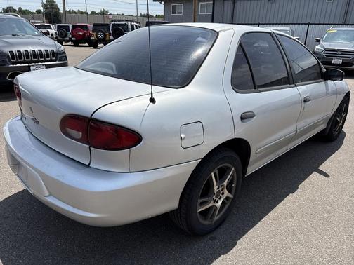2002 Chevrolet Cavalier Base