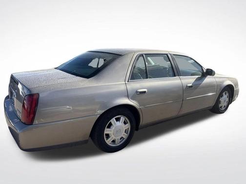 2004 Cadillac DeVille Base