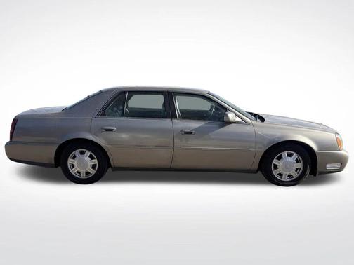 2004 Cadillac DeVille Base