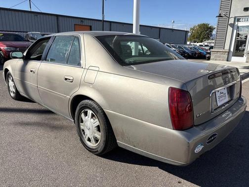 2004 Cadillac DeVille Base
