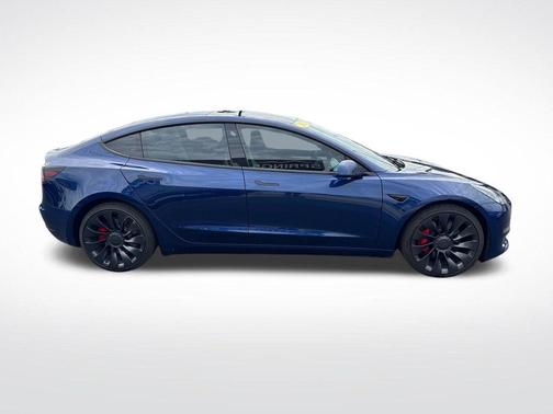 Deep Blue Metallic 2023 Tesla Model 3 Performance