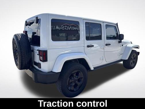 Bright White Clearcoat 2015 Jeep Wrangler Unlimited Altitude