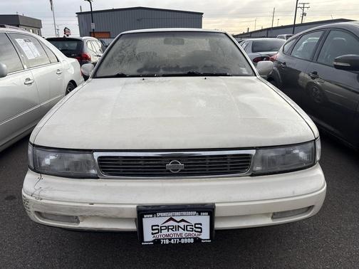 1993 Nissan Maxima GXE