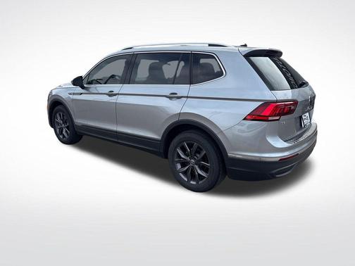 Silver Metallic 2024 Volkswagen Tiguan 2.0T SE 4MOTION