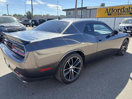 2016 Dodge Challenger R/T Scat Pack