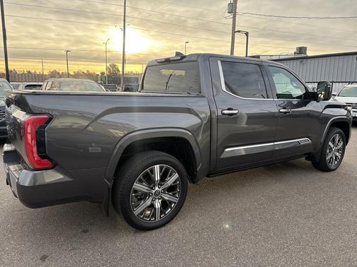 2023 Toyota Tundra Hybrid Capstone