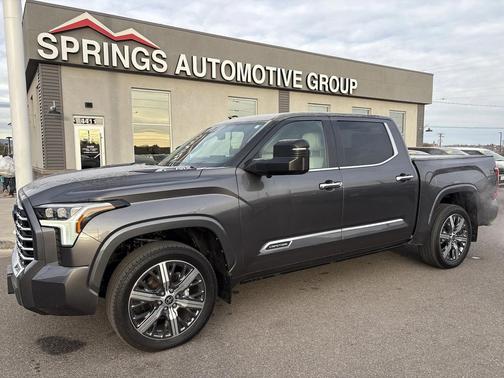 2023 Toyota Tundra Hybrid Capstone