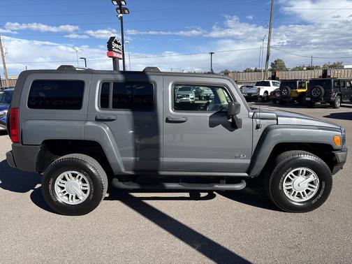 2008 Hummer H3 Base